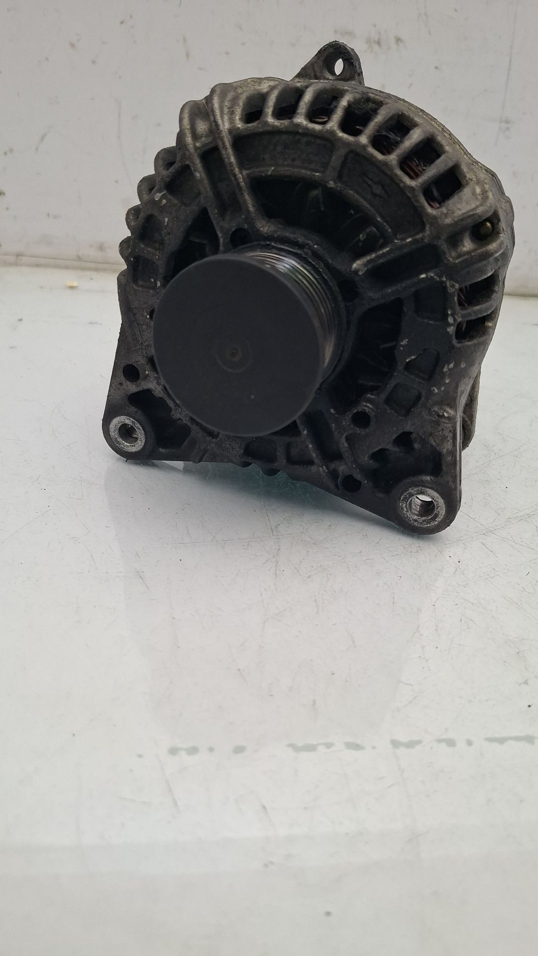 ALTERNADOR RENAULT LAGUNA 