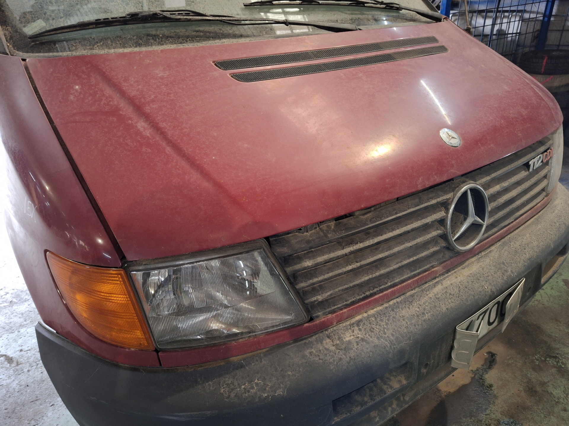 CAPO MERCEDES-BENZ VITO 611980