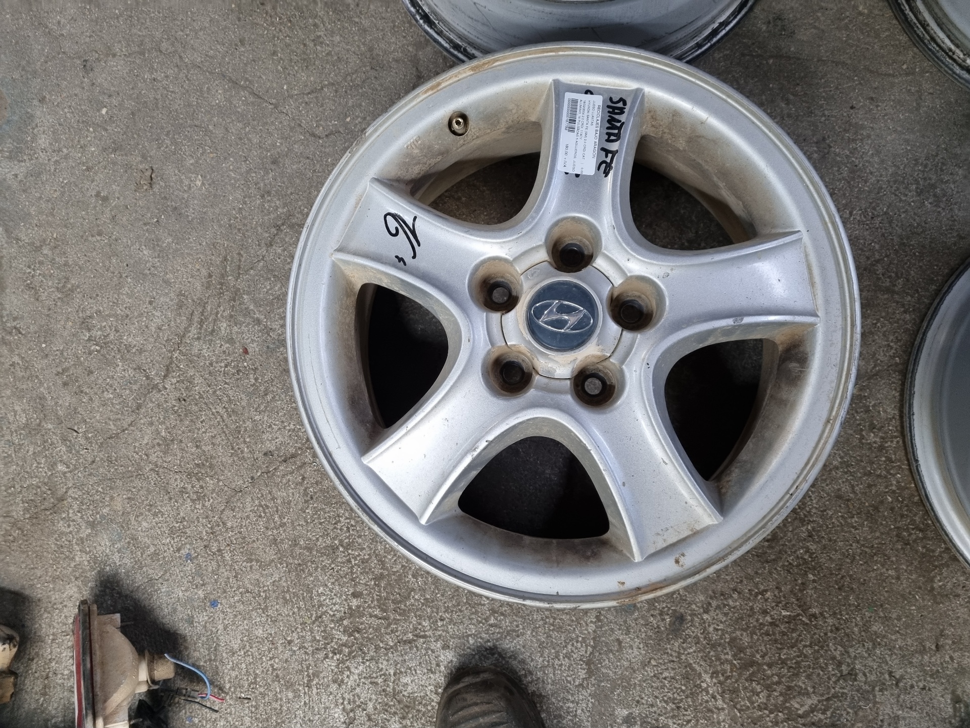 JUEGO LLANTAS HYUNDAI SANTA D4EA