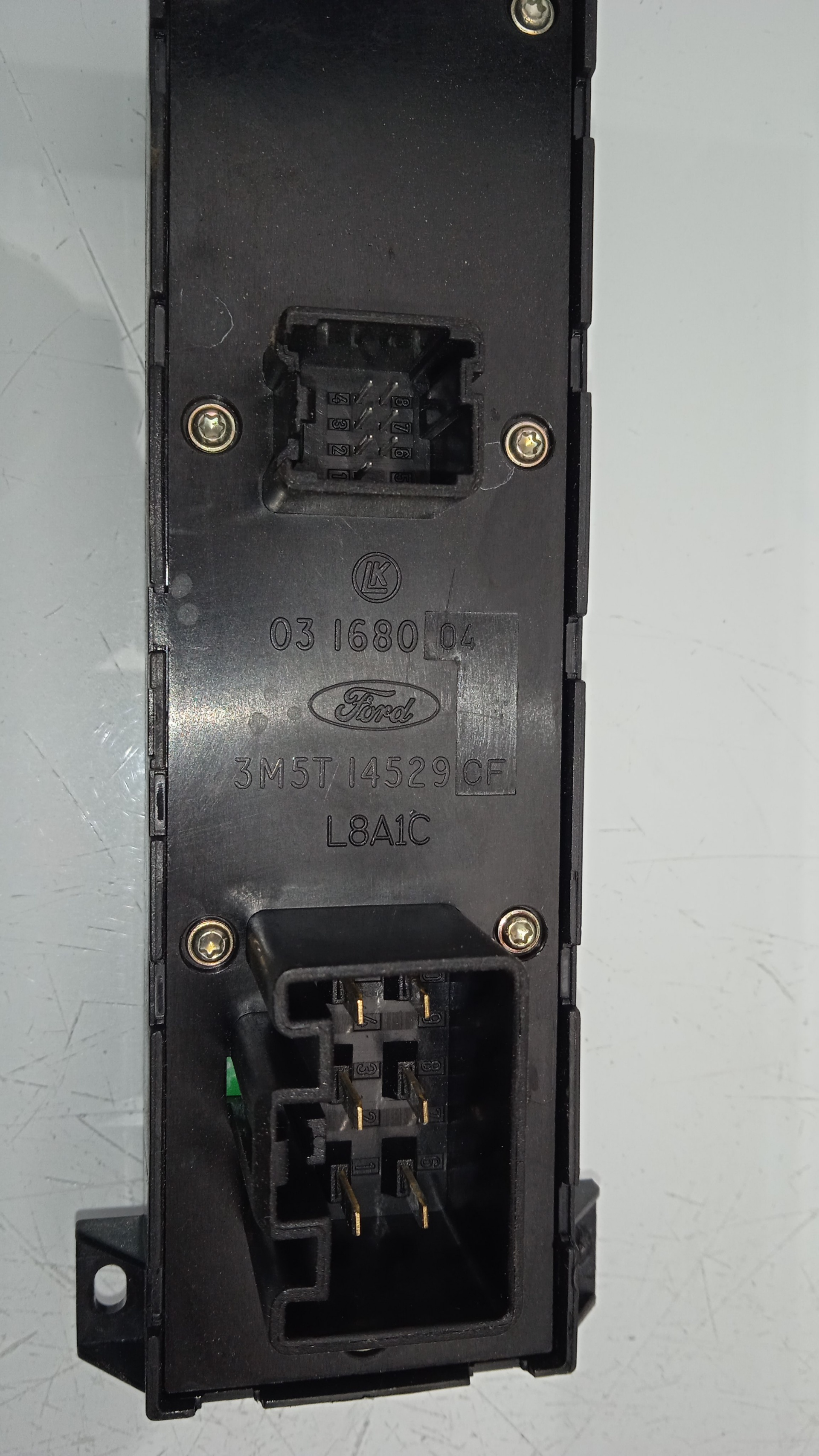 MANDO ELEVALUNAS DELANTERO IZQUIERDO FORD FOCUS KKDA