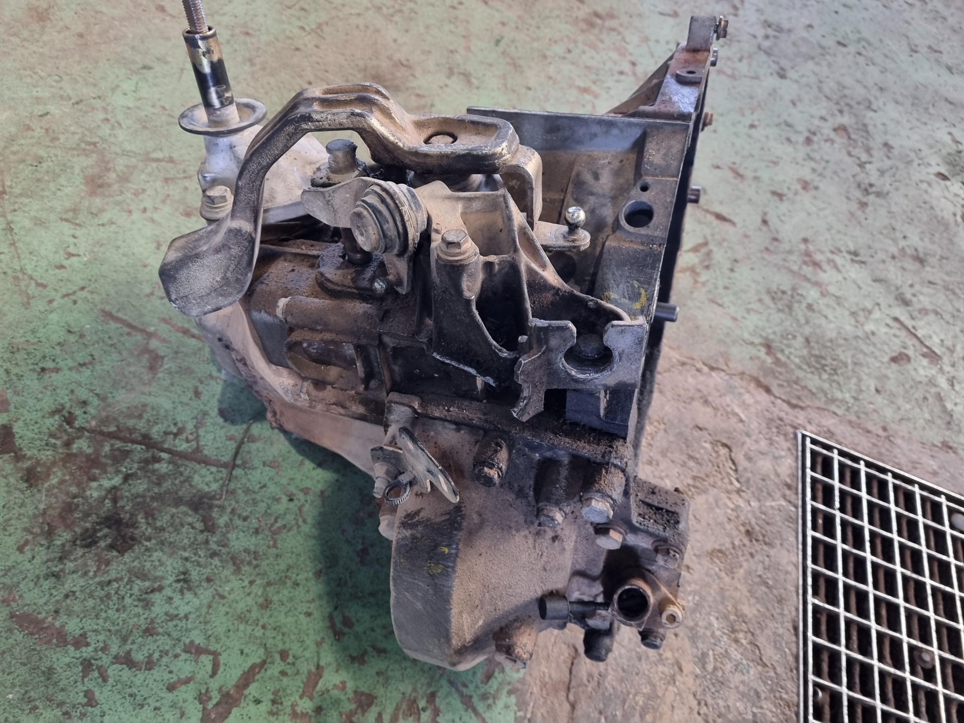 CAJA CAMBIOS PEUGEOT EXPERT D8B