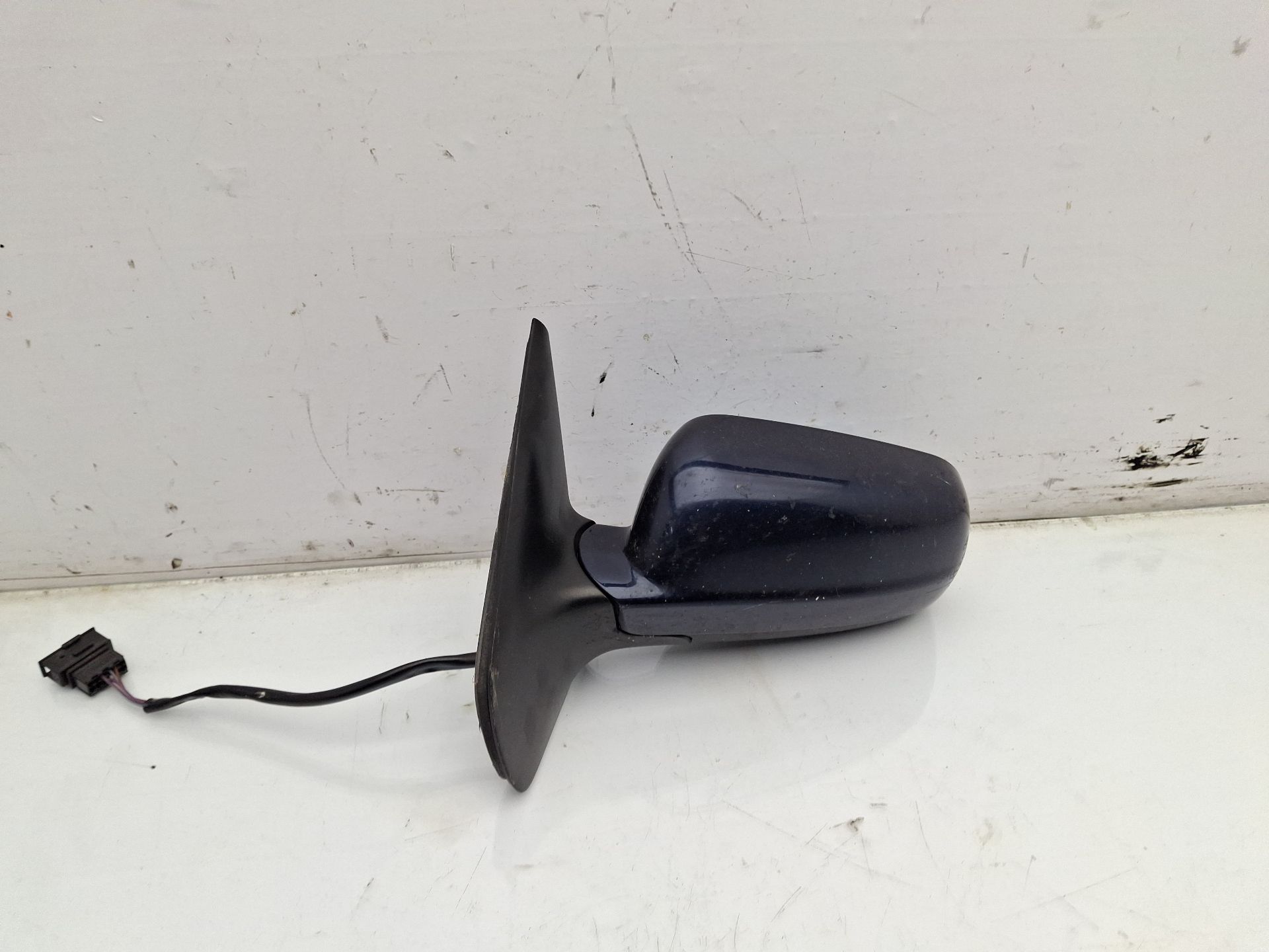 RETROVISOR IZQUIERDO VOLKSWAGEN GOLF 