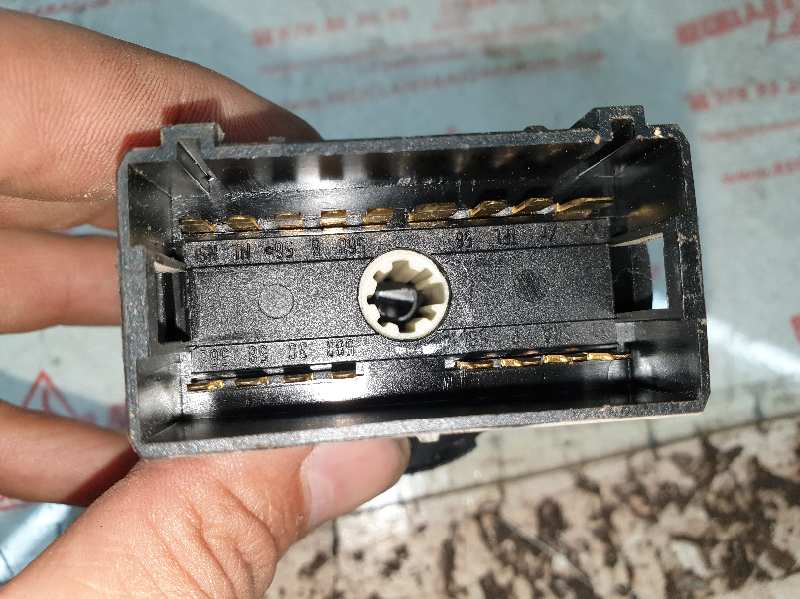 MANDO LUCES VOLKSWAGEN CADDY BSU