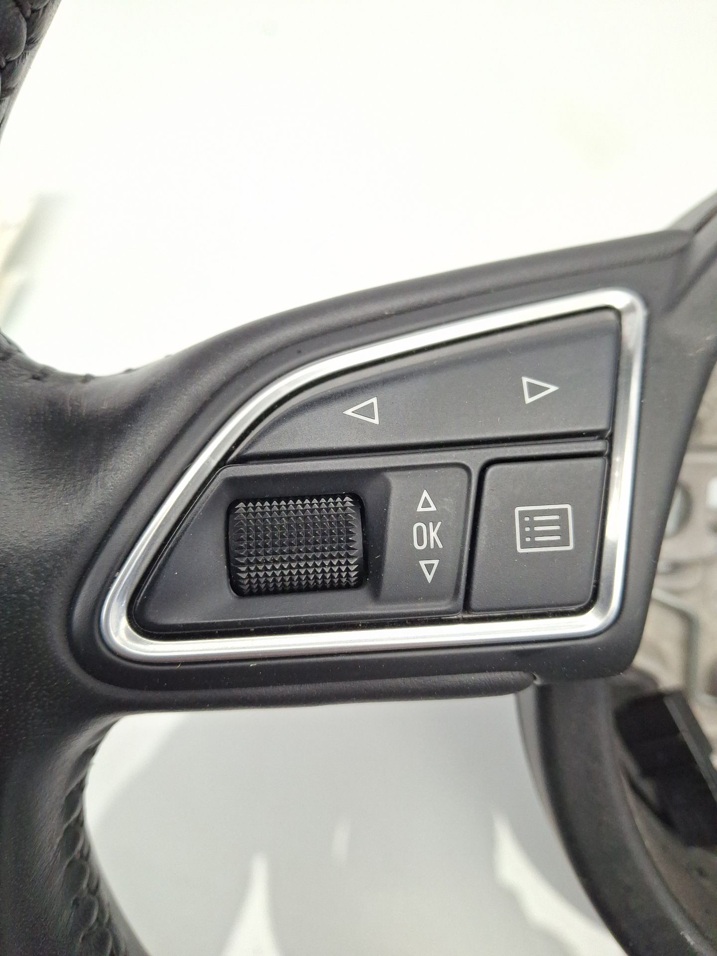 VOLANTE AUDI A1 