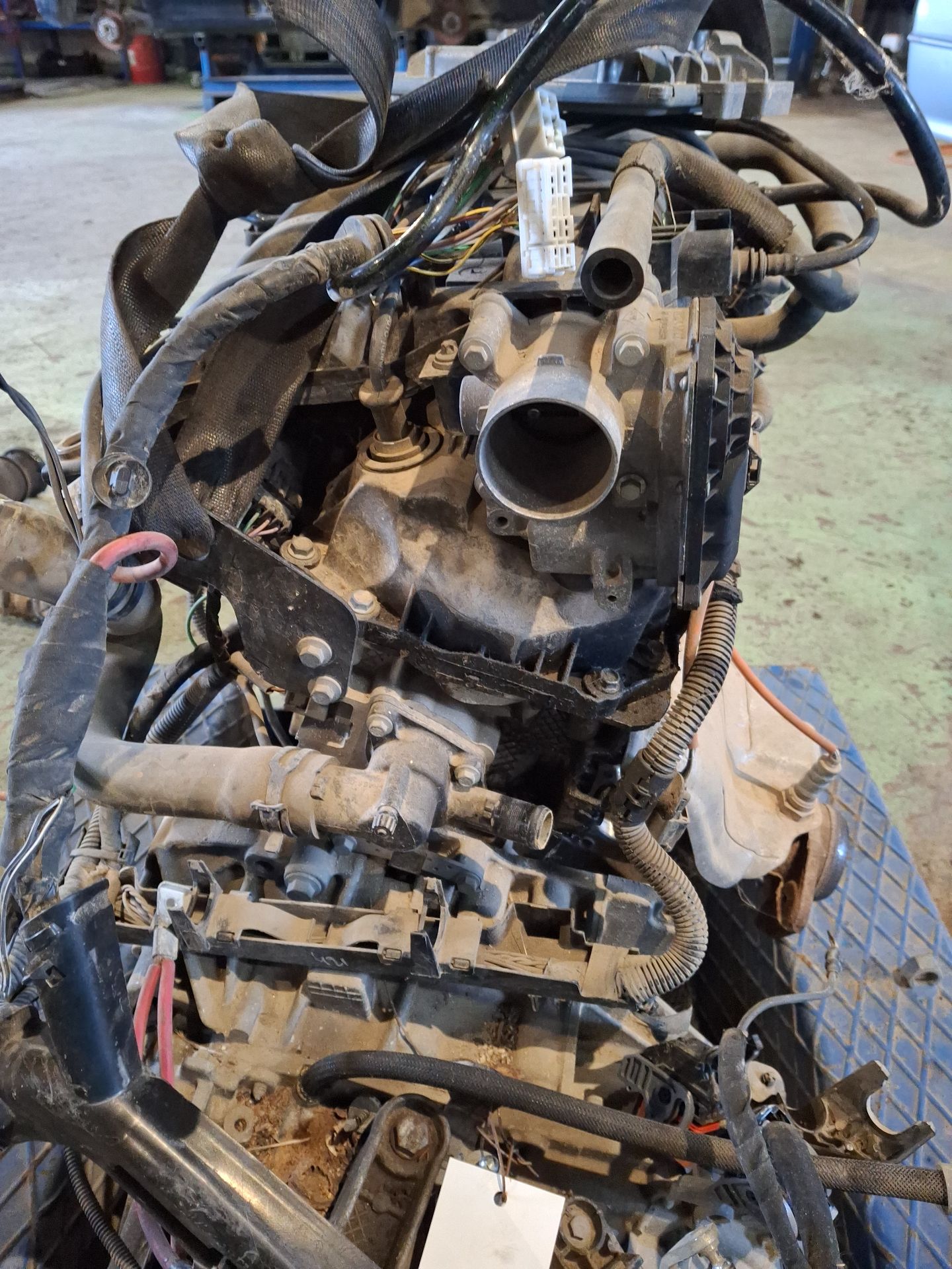  RENAULT CLIO III 1.2 16V