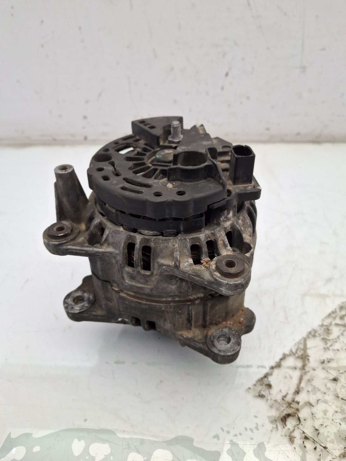 ALTERNADOR VOLKSWAGEN GOLF 