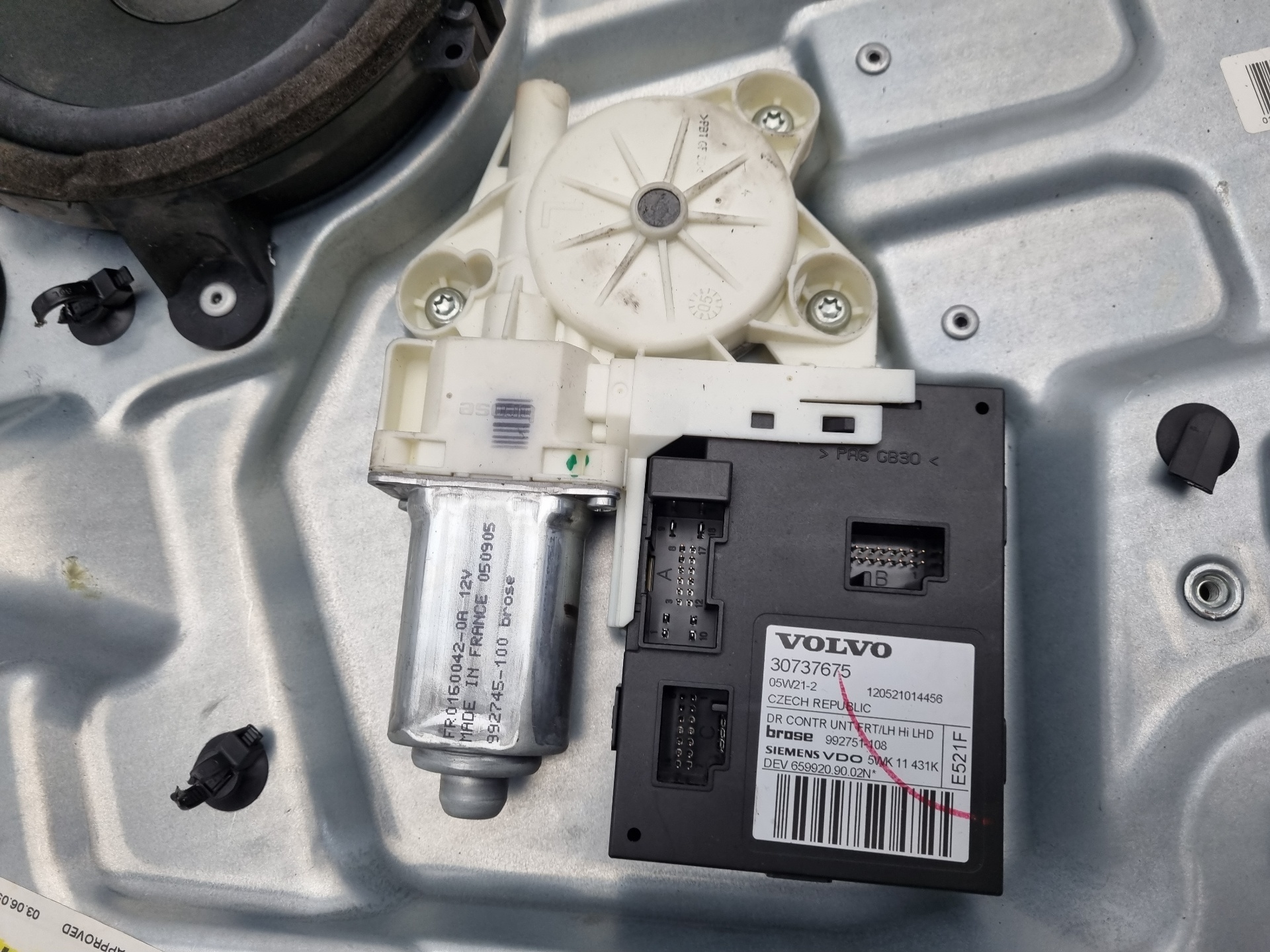 ELEVALUNAS DELANTERO IZQUIERDO VOLVO S40 D4204T/D