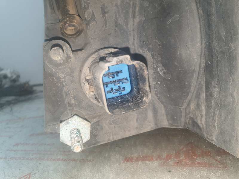 FARO IZQUIERDO FORD TRANSIT F3FA