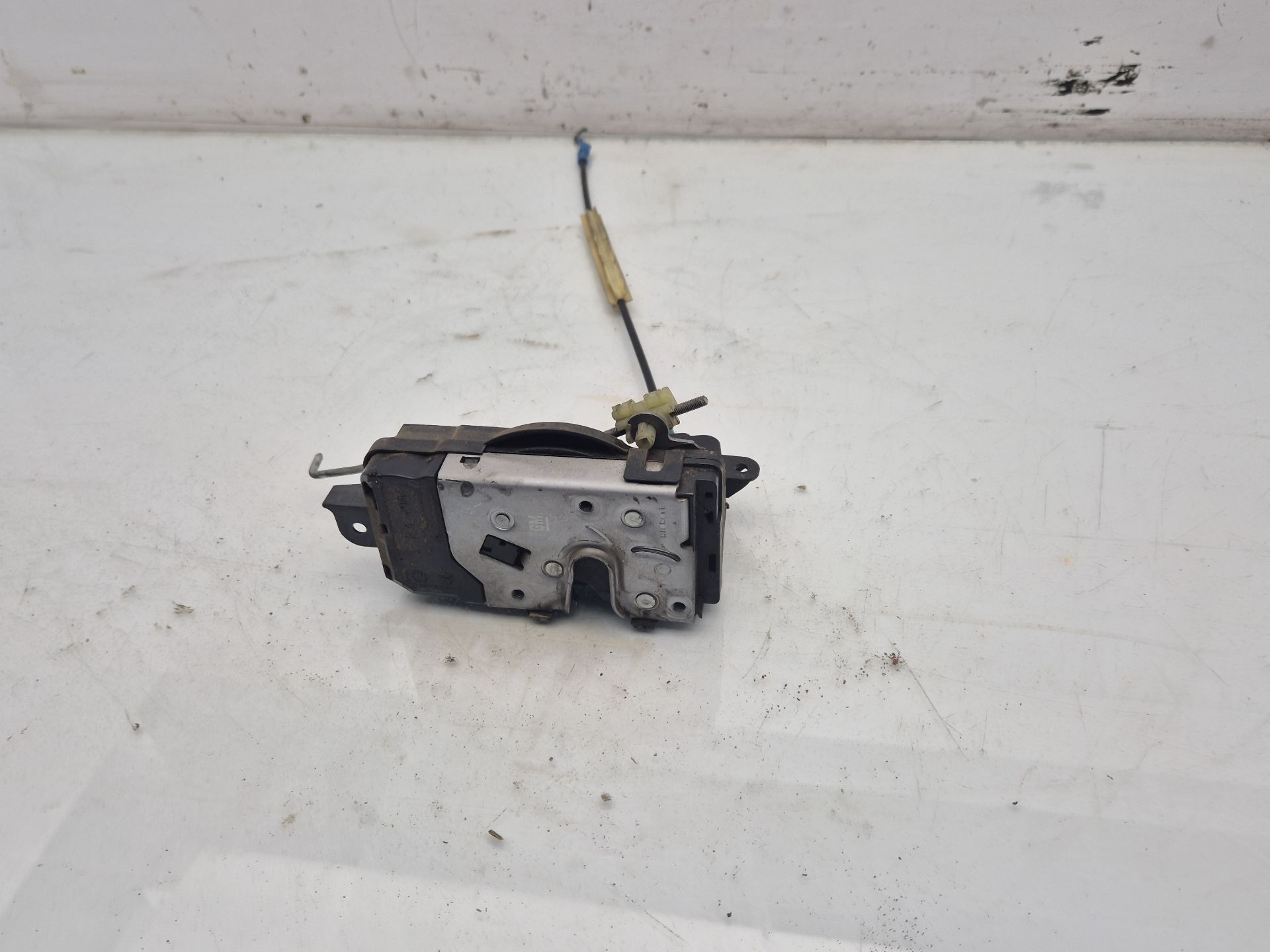 CERRADURA PUERTA DELANTERA DERECHA OPEL ZAFIRA 