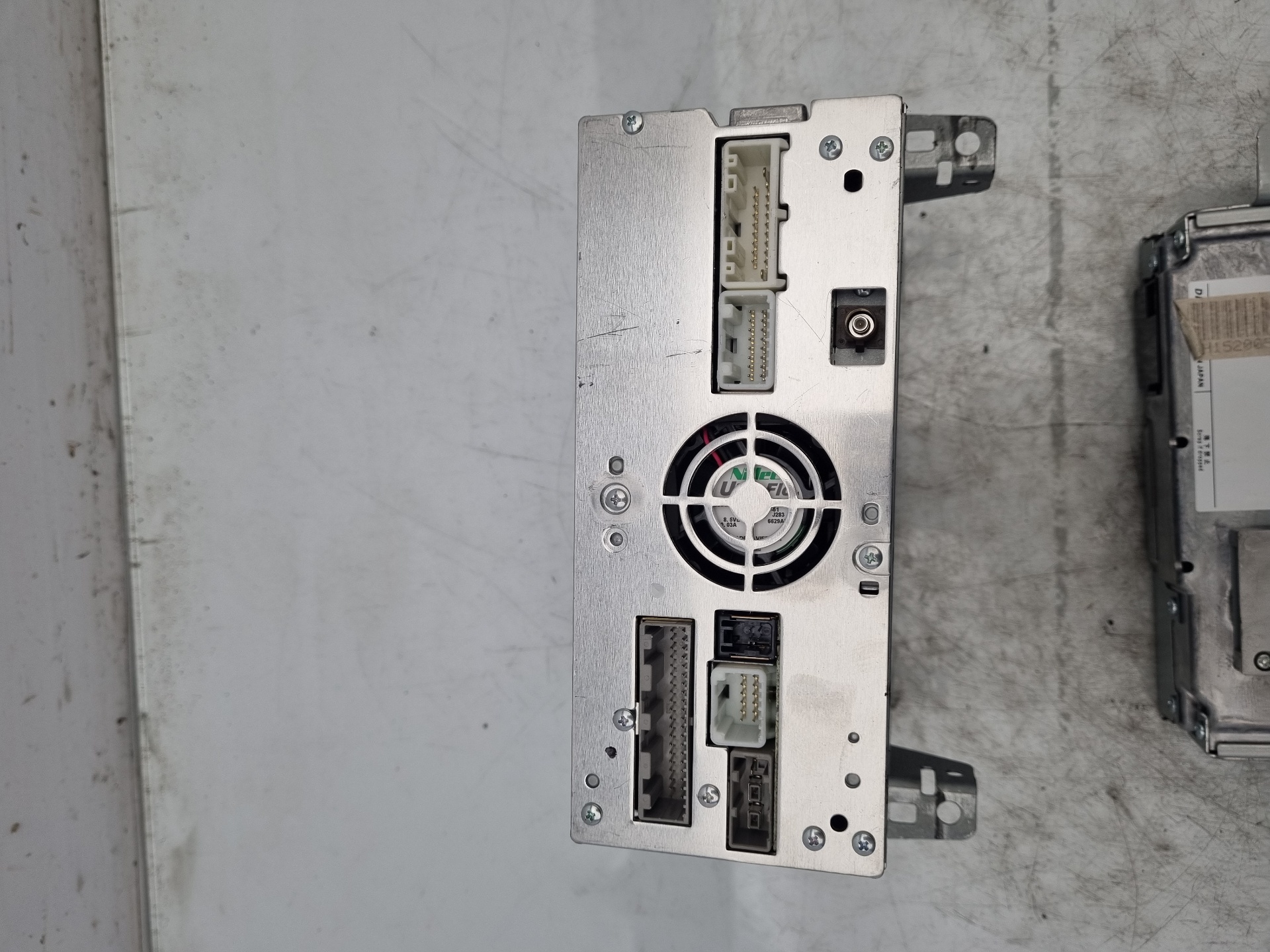 PANTALLA MULTIFUNCION INFINITI Q30 270910