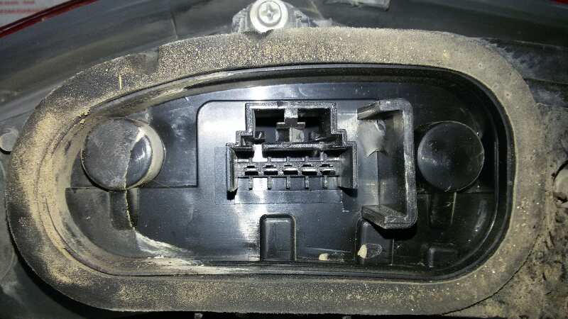 PILOTO TRASERO DERECHO FIAT PUNTO 188A7000