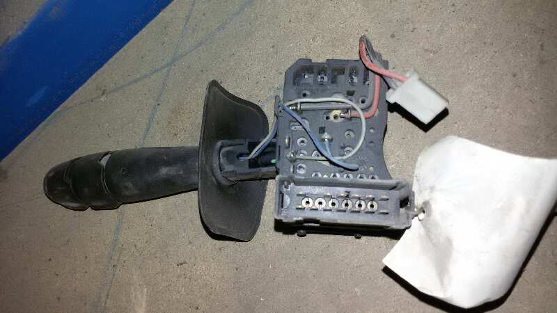 MANDO LUCES RENAULT MEGANE K7M 703