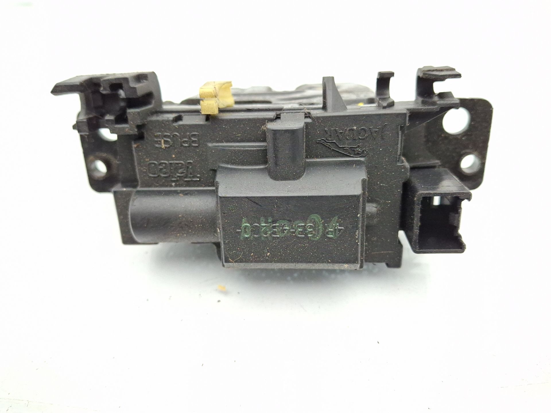 CERRADURA MALETERO / PORTON JAGUAR S-TYPE 