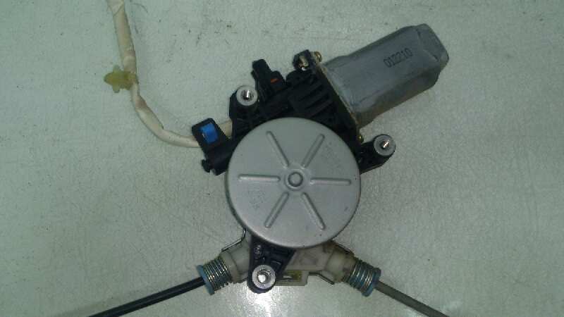 ELEVALUNAS DELANTERO DERECHO HONDA CIVIC D16V1