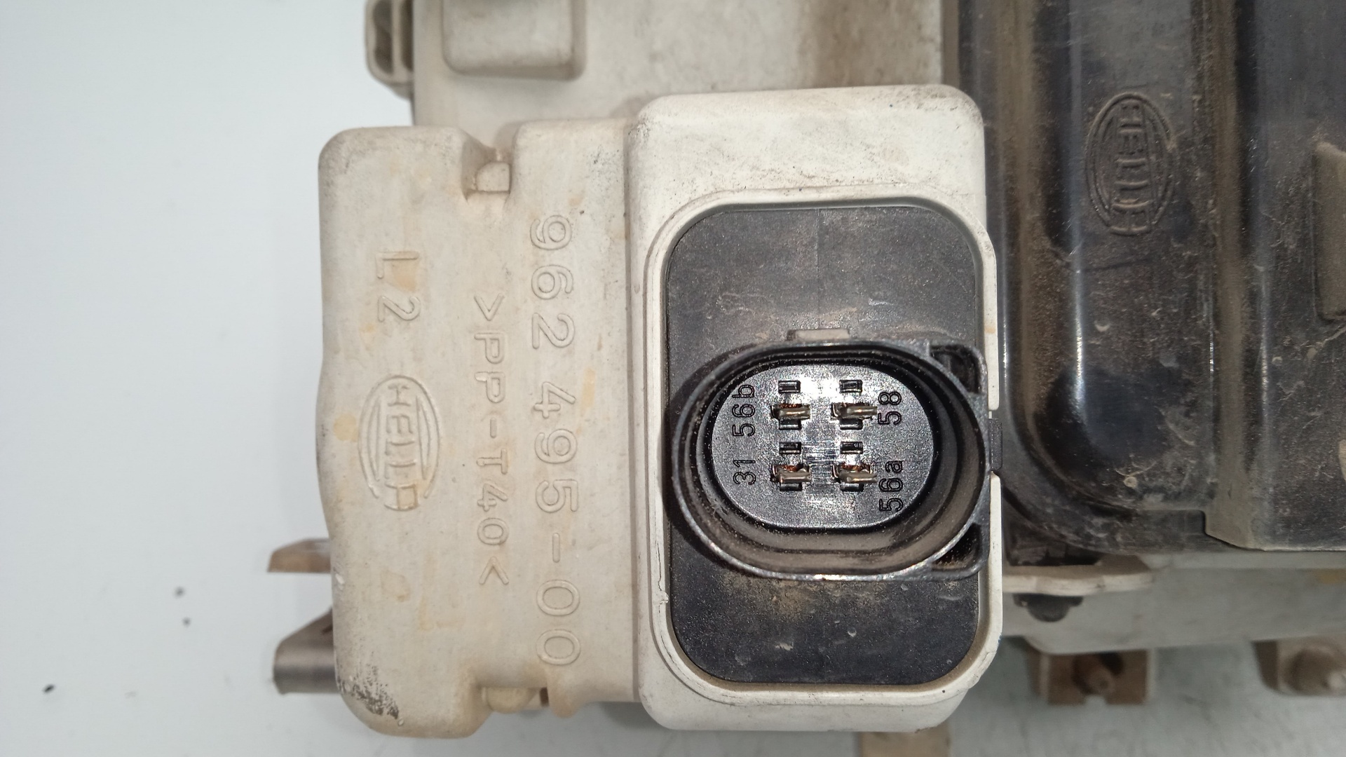 FARO IZQUIERDO VOLKSWAGEN POLO AER