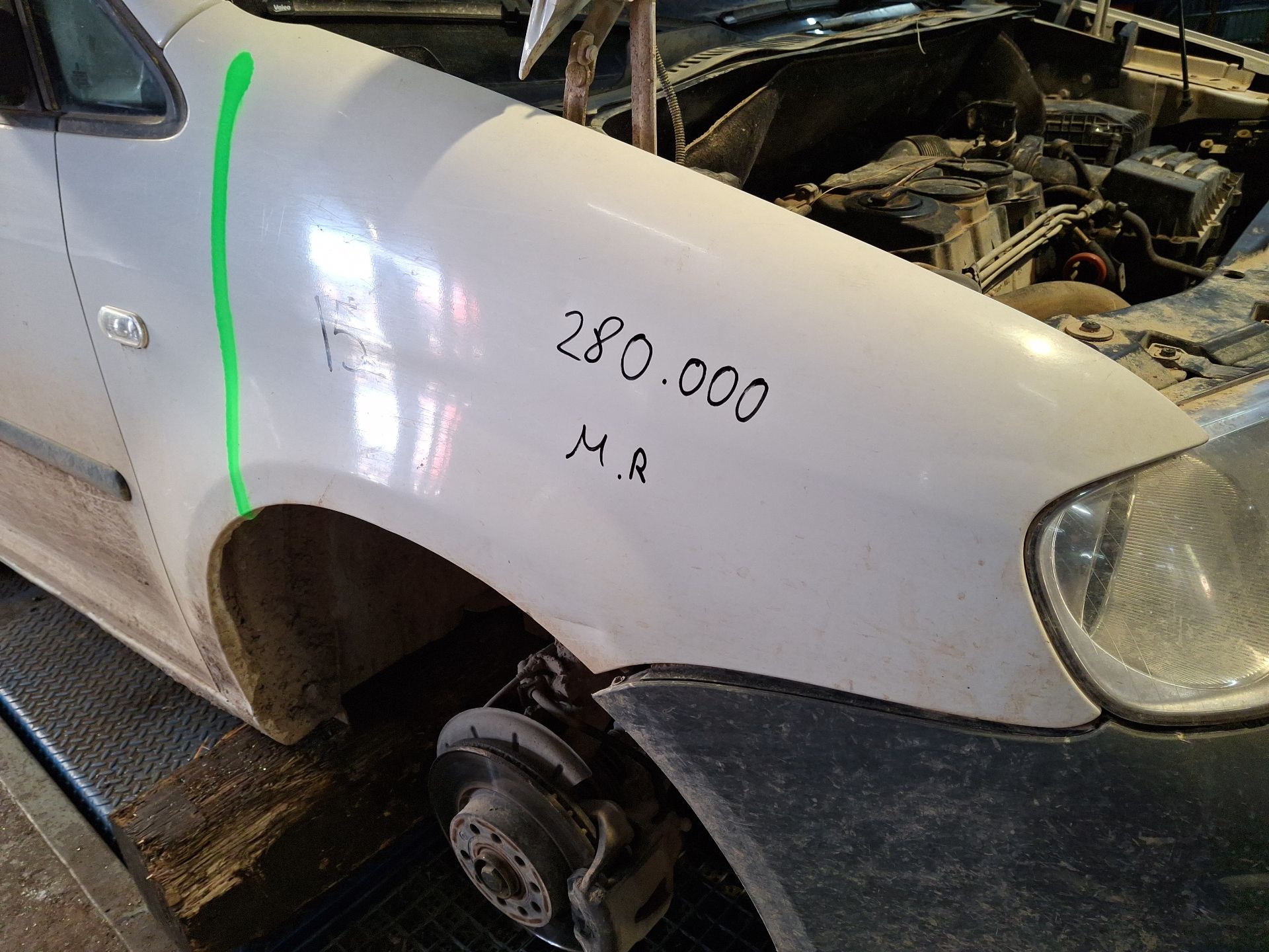 ALETA DELANTERA DERECHA VOLKSWAGEN CADDY 