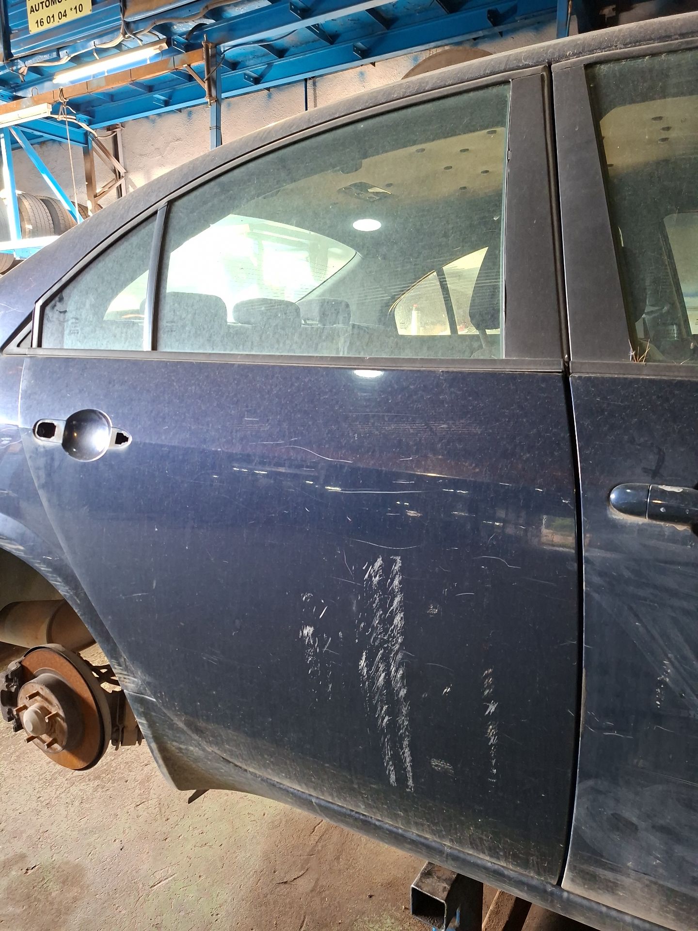 PUERTA TRASERA DERECHA NISSAN PRIMERA 