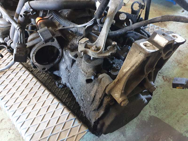 CAJA CAMBIOS SKODA OCTAVIA ALH