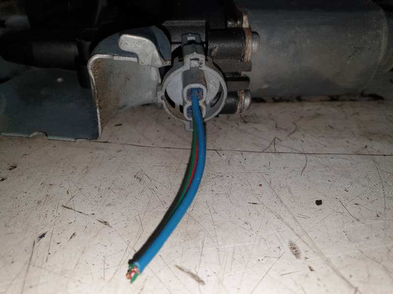 ELEVALUNAS DELANTERO IZQUIERDO NISSAN ALMERA YD22DDT