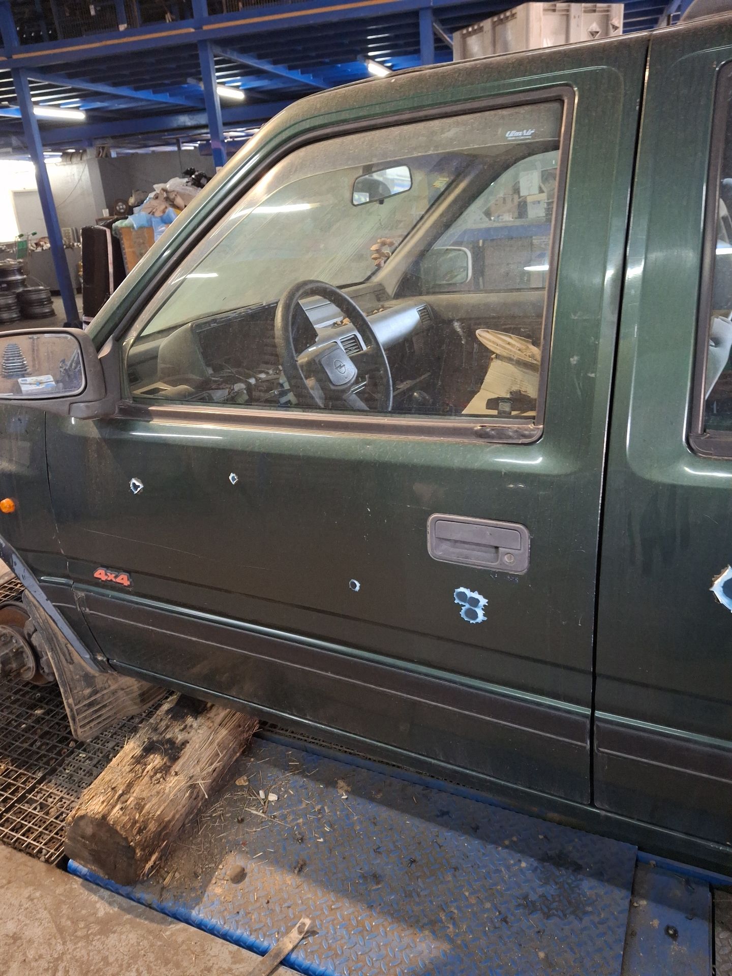 PUERTA DELANTERA IZQUIERDA OPEL FRONTERA 