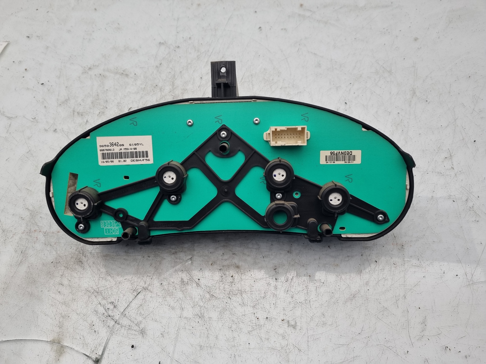 CUADRO INSTRUMENTOS PEUGEOT PARTNER WJY