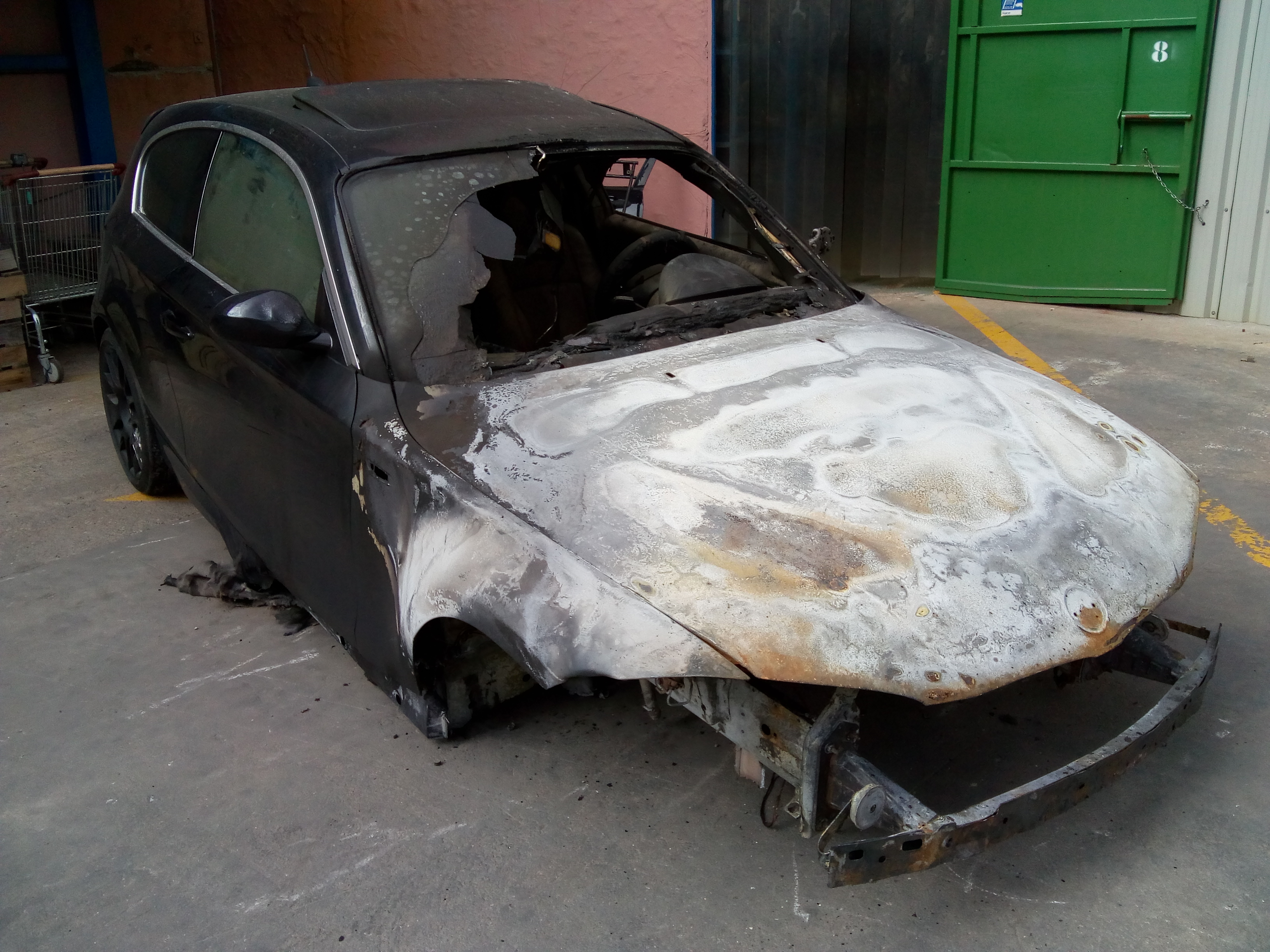 PUERTA DELANTERA DERECHA BMW 1 N47D20A