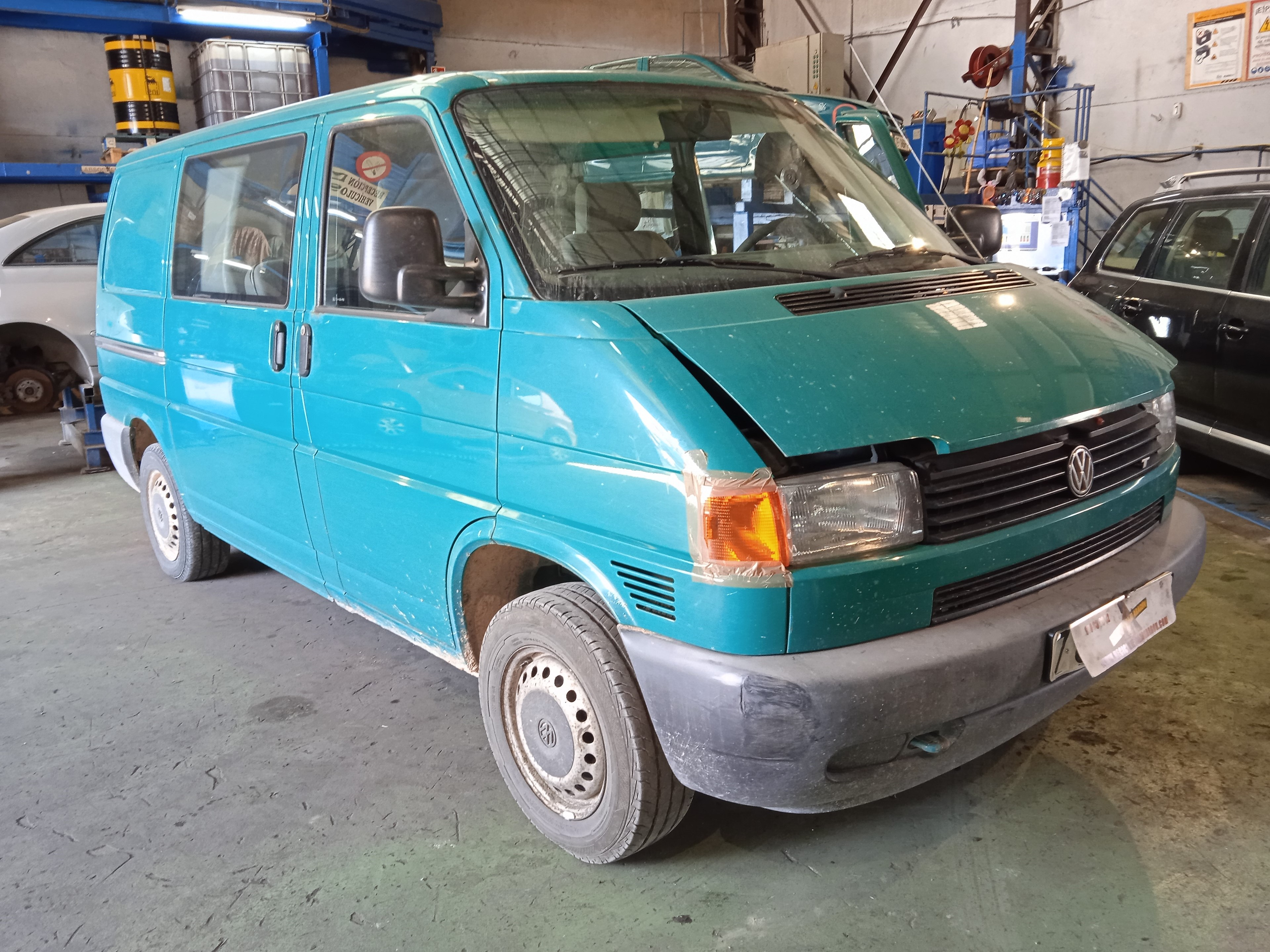 LLANTA VOLKSWAGEN TRANSPORTER ABL