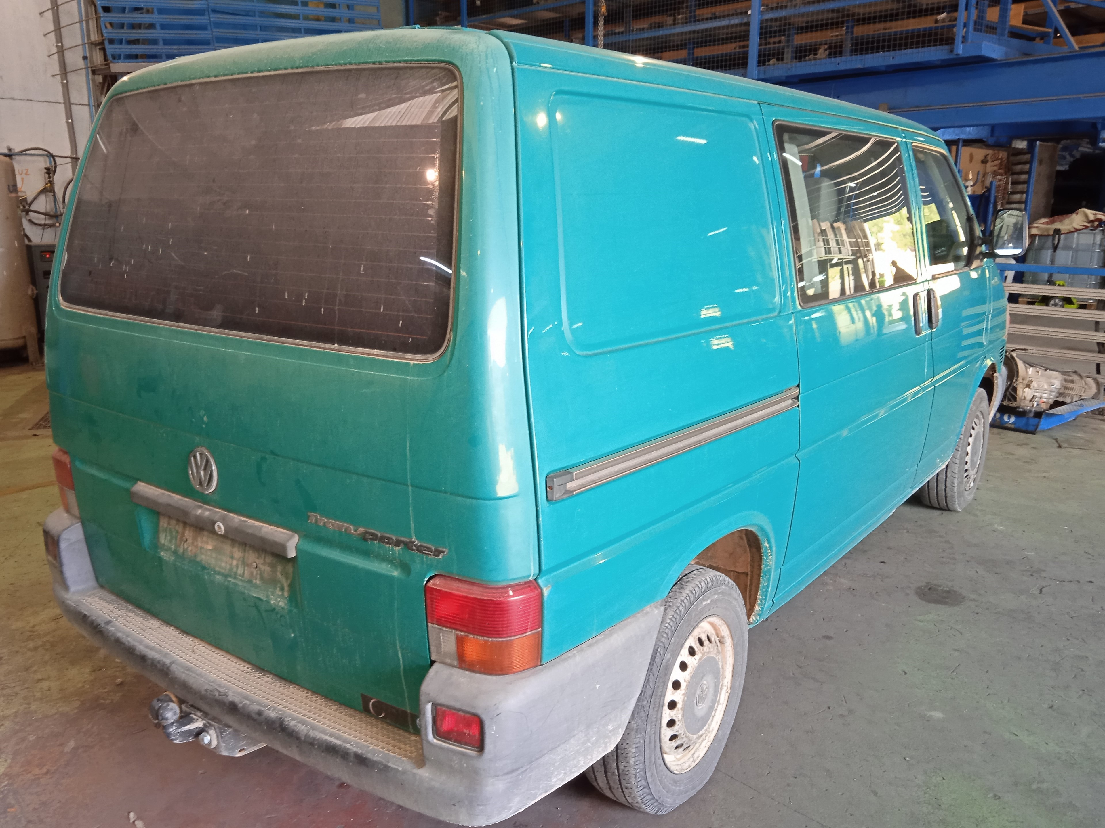 LLANTA VOLKSWAGEN TRANSPORTER ABL
