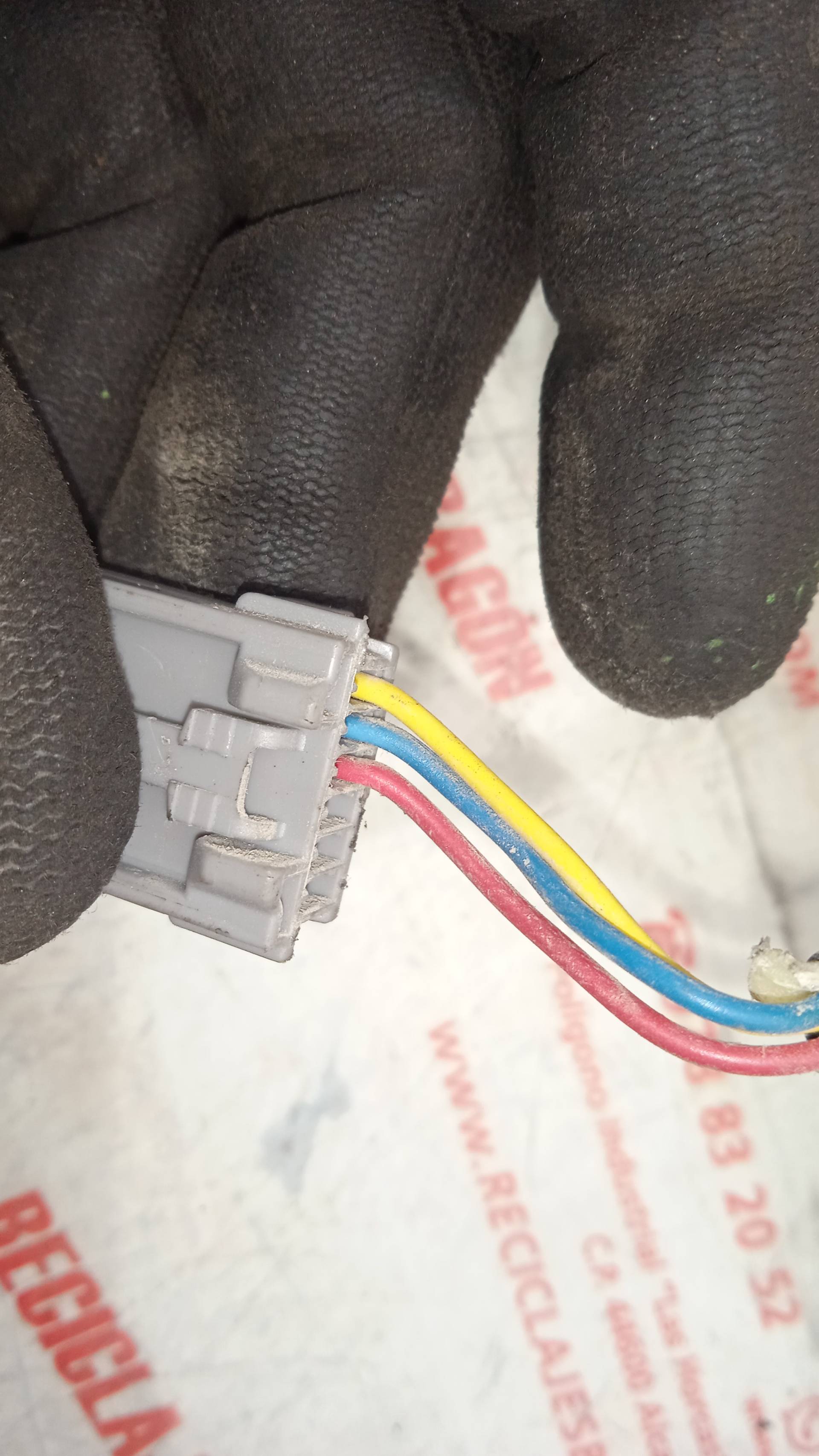 RETROVISOR IZQUIERDO NISSAN ALMERA YD22