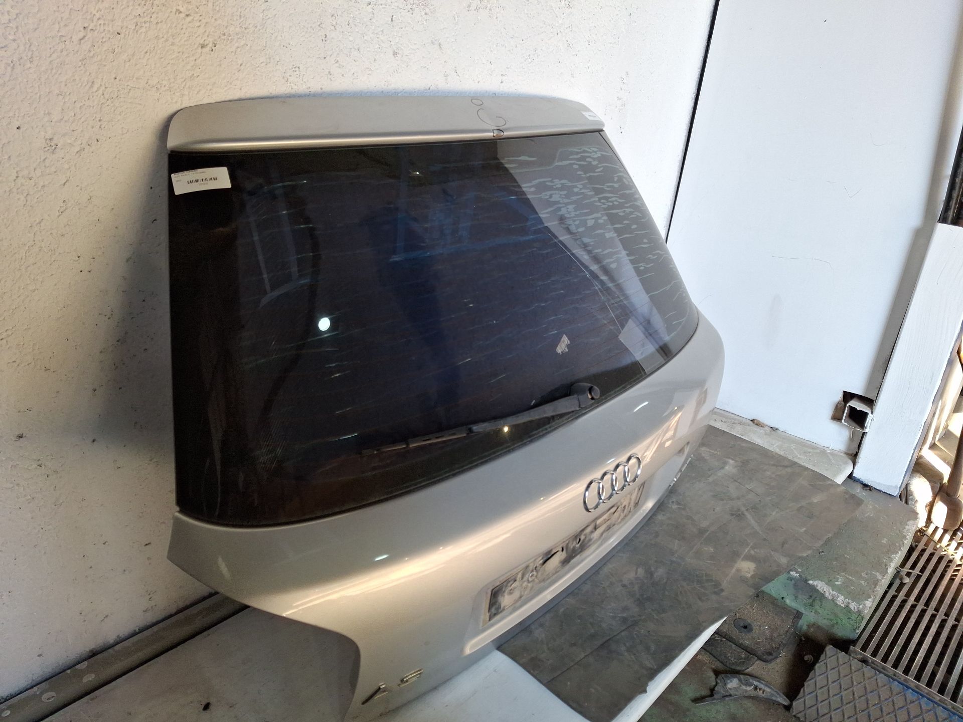 PORTON TRASERO AUDI A3 