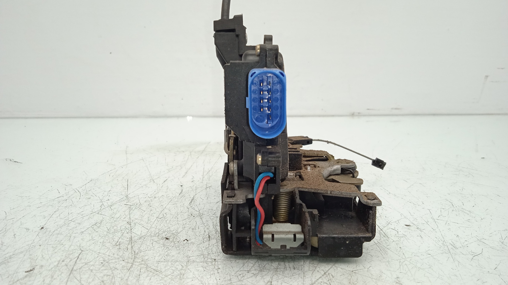 CERRADURA PUERTA DELANTERA IZQUIERDA SEAT TOLEDO BKD