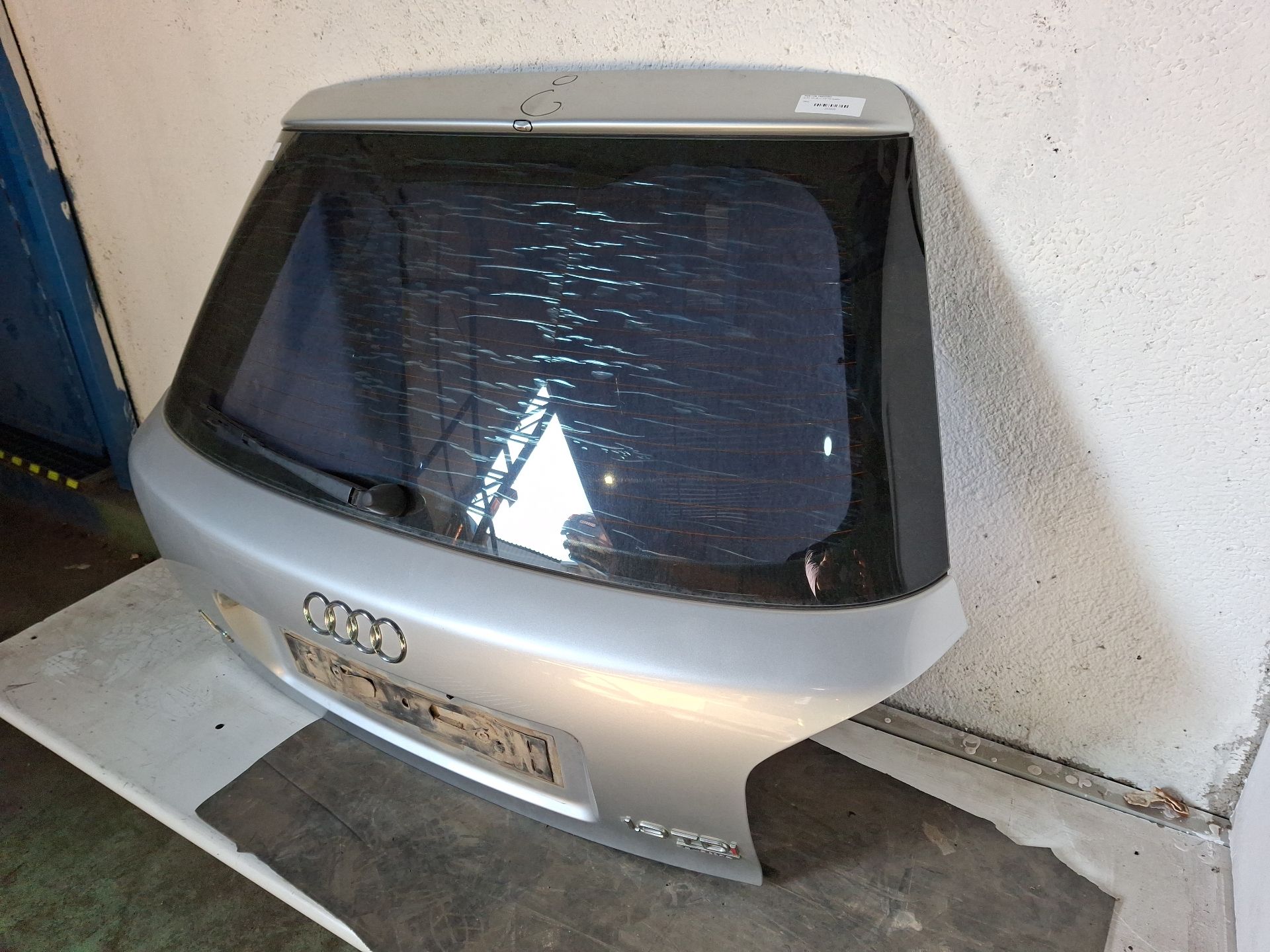 PORTON TRASERO AUDI A3 
