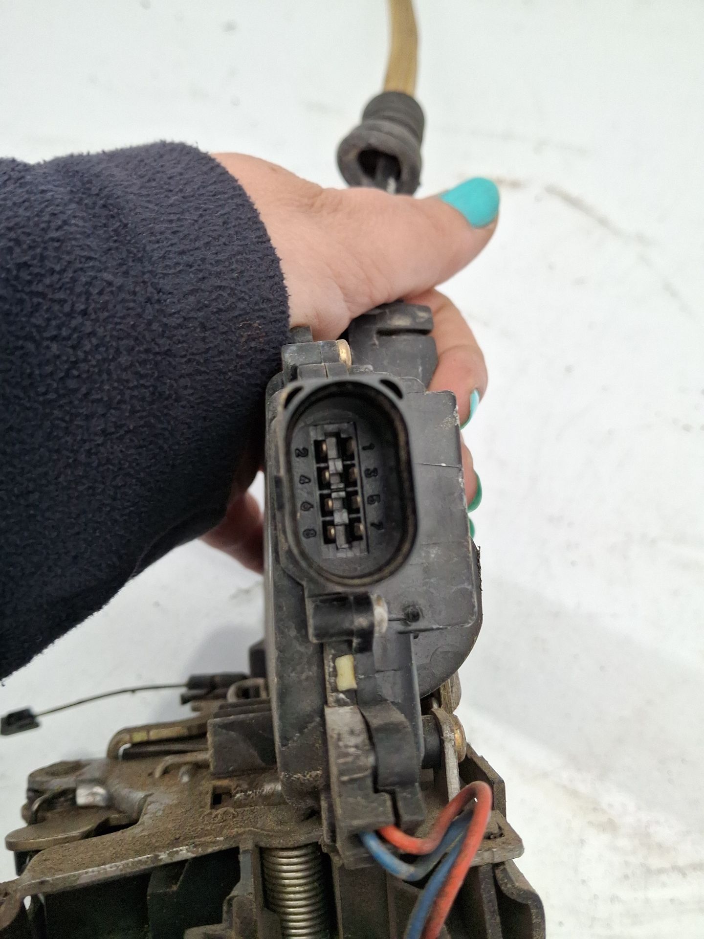 CERRADURA PUERTA DELANTERA DERECHA SEAT TOLEDO 