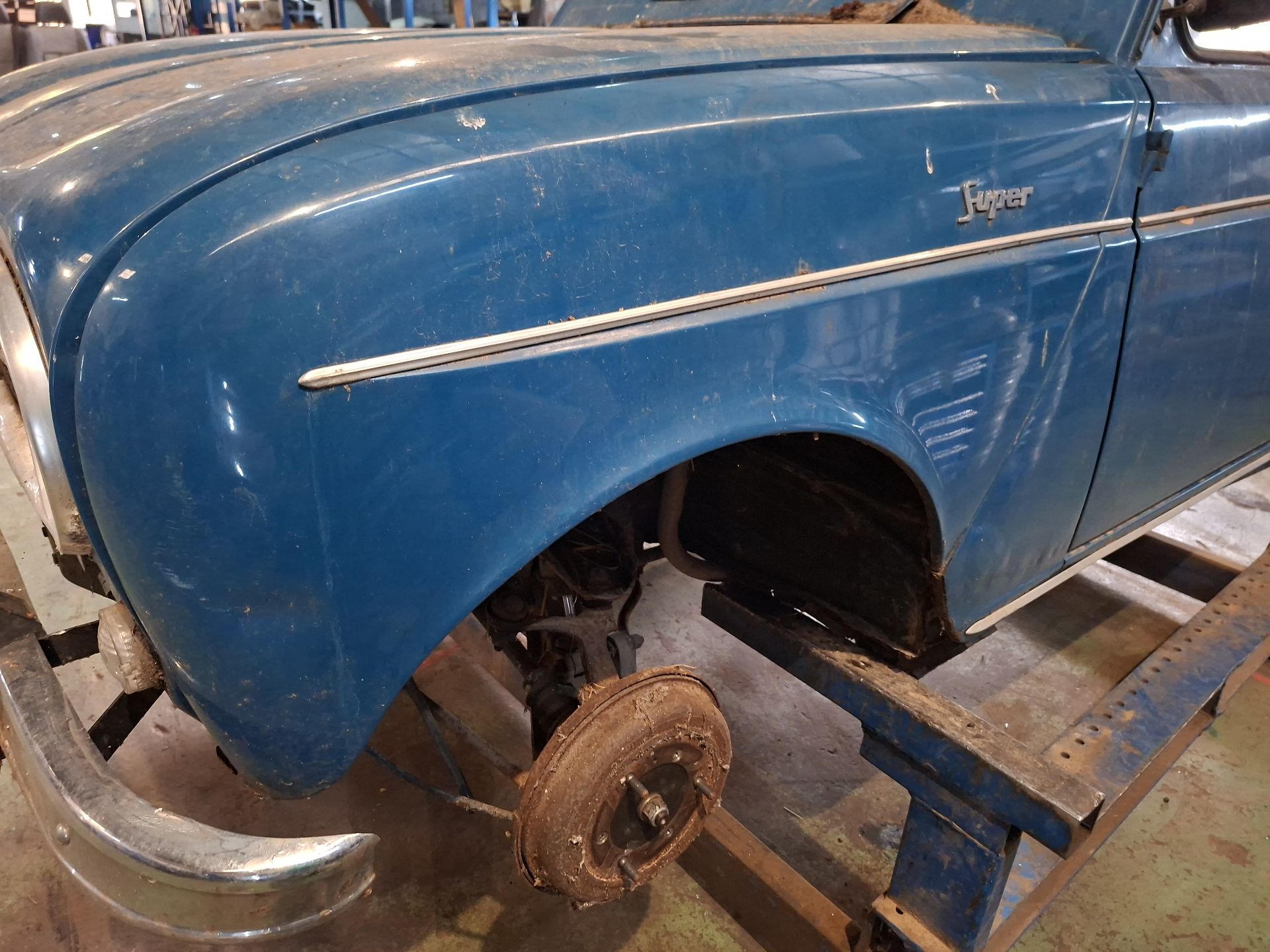 ALETA DELANTERA IZQUIERDA RENAULT 4 