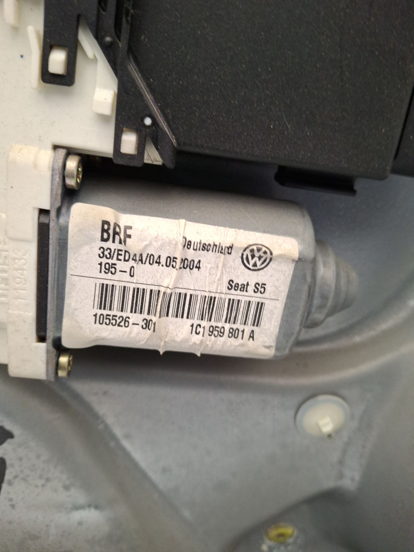 ELEVALUNAS DELANTERO IZQUIERDO SEAT LEON 