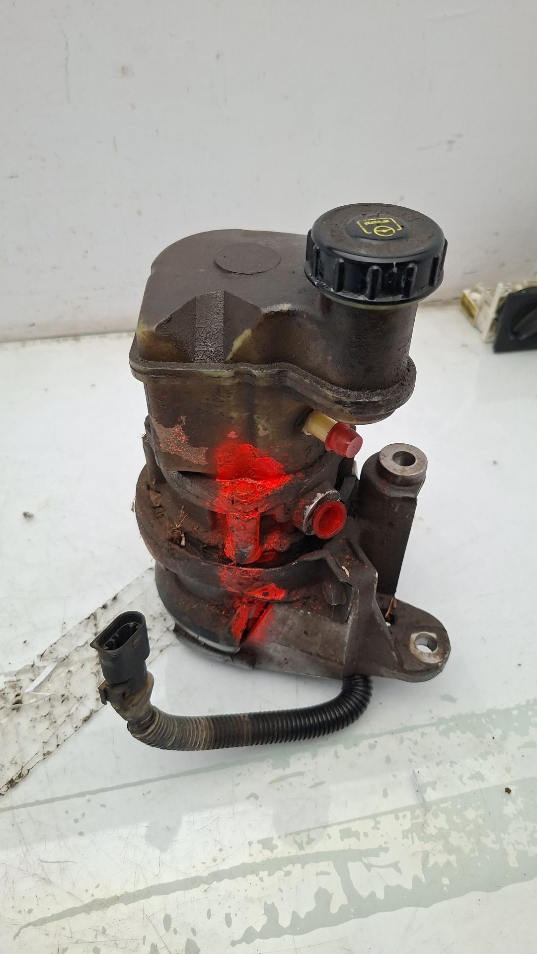 ENGANCHE CINTURON DELANTERO IZQUIERDO RENAULT KANG 