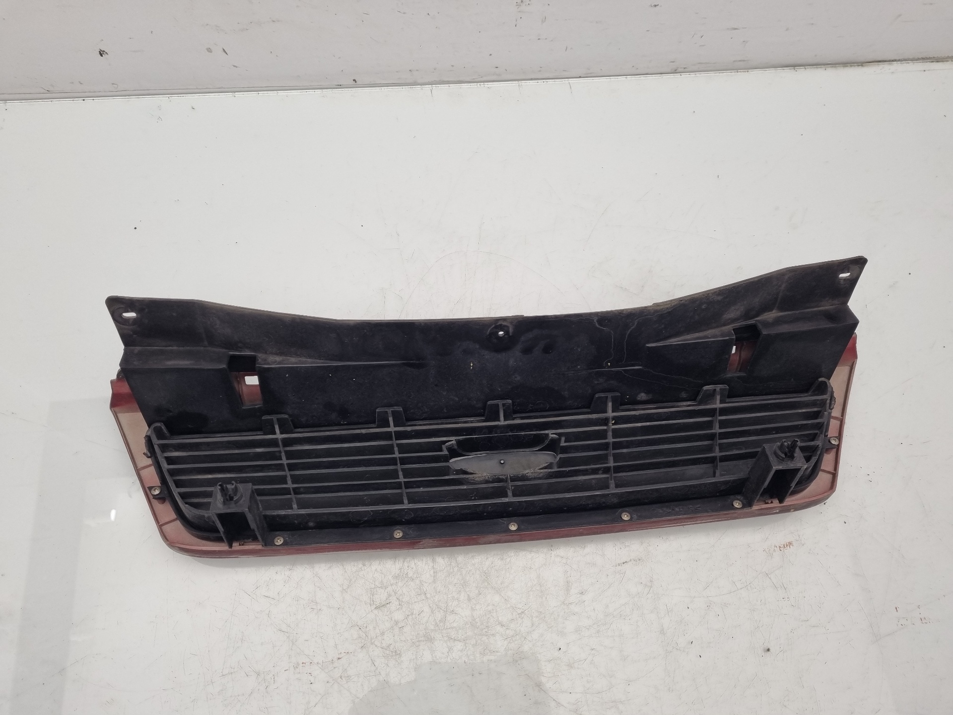 REJILLA DELANTERA DAEWOO NEXIA A15MF