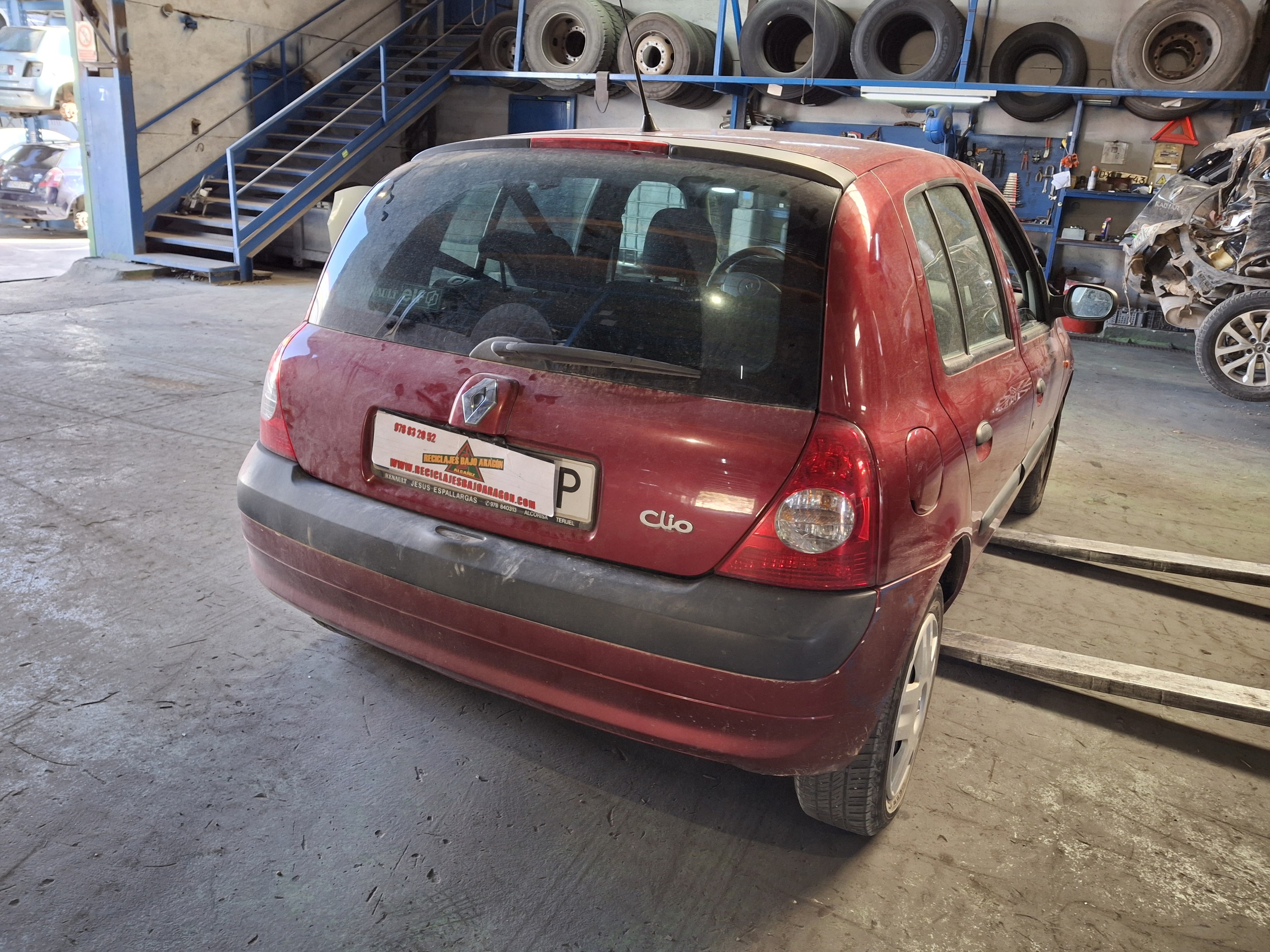 REJILLA DELANTERA RENAULT CLIO 