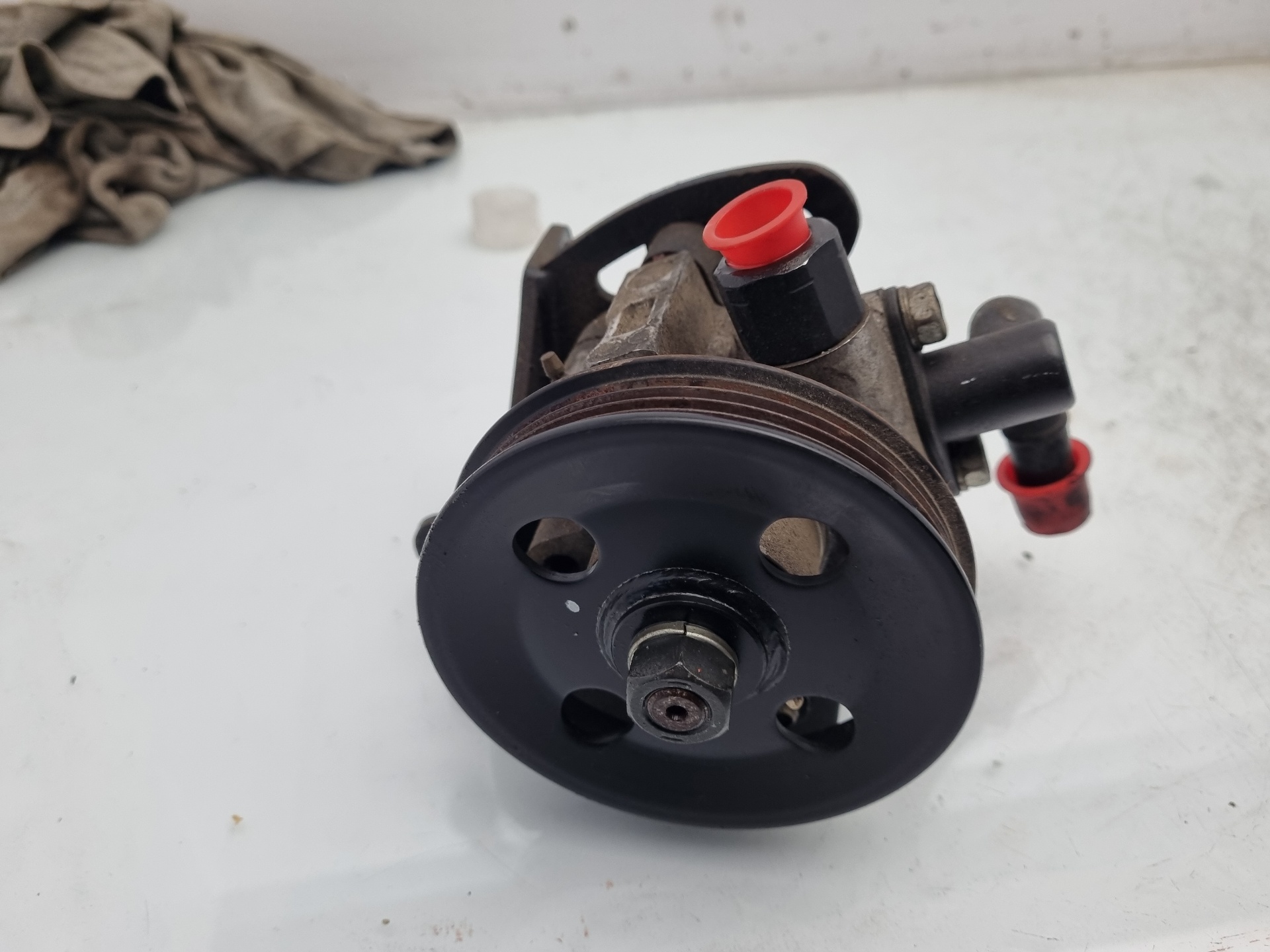 BOMBA DIRECCION CHEVROLET AVEO B12S1