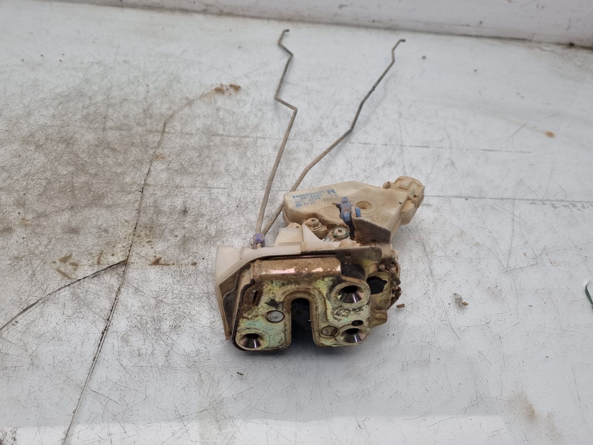 CERRADURA PUERTA TRASERA DERECHA NISSAN X-TRAIL YD22