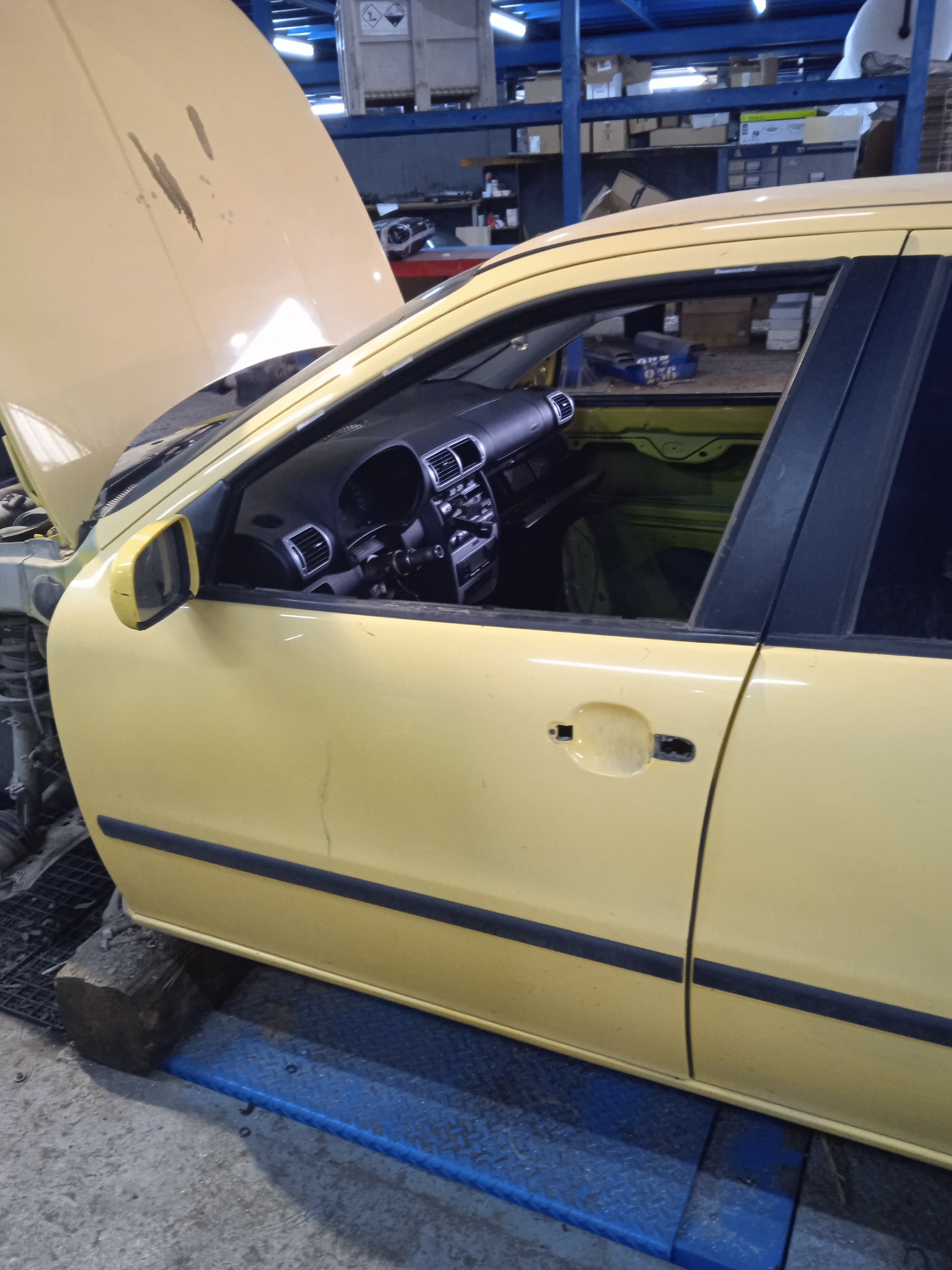 PUERTA DELANTERA IZQUIERDA SEAT LEON ASV