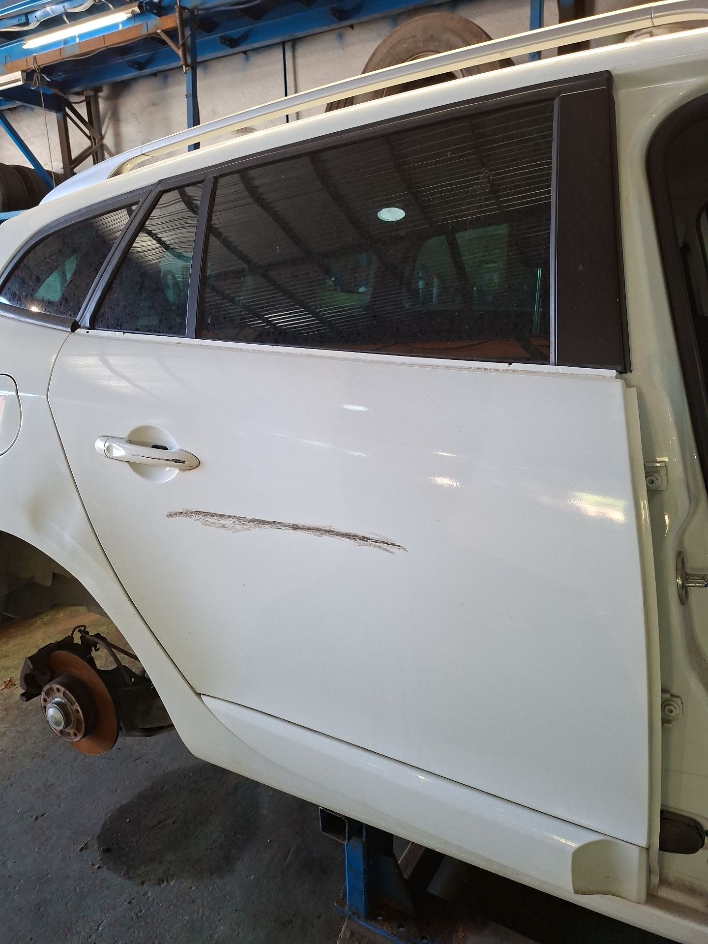 PUERTA TRASERA DERECHA RENAULT MEGANE 