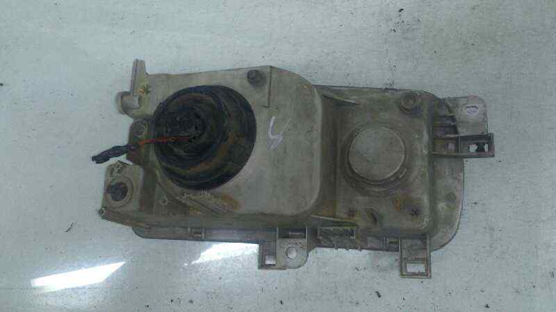 FARO IZQUIERDO NISSAN SERENA LD23