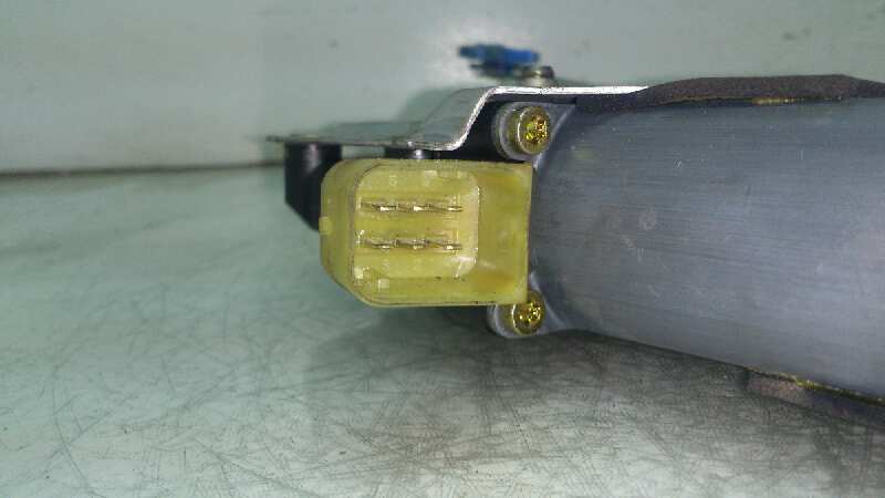 ELEVALUNAS DELANTERO IZQUIERDO VOLVO S60 D5244T