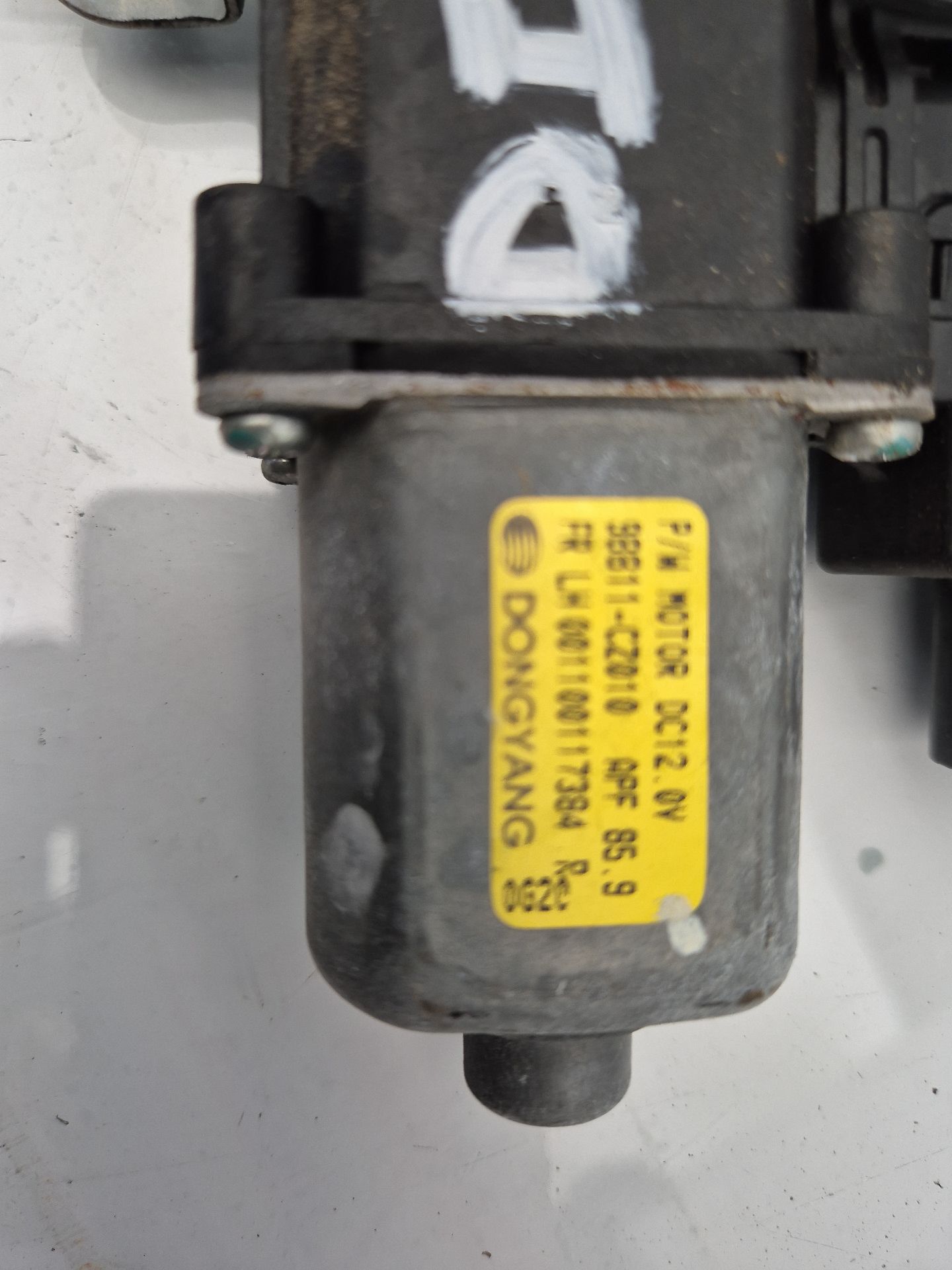 ELEVALUNAS DELANTERO IZQUIERDO SSANGYONG KORANDO 
