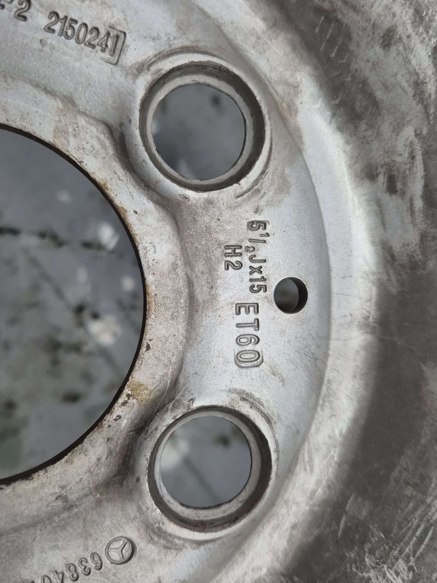 LLANTA MERCEDES-BENZ VITO 