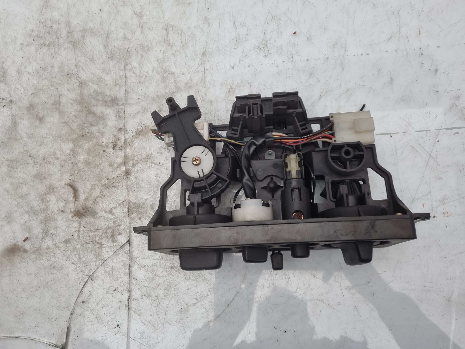 MANDO CALEFACCION / AIRE ACONDICIONADO ISUZU TROOP 4JX1