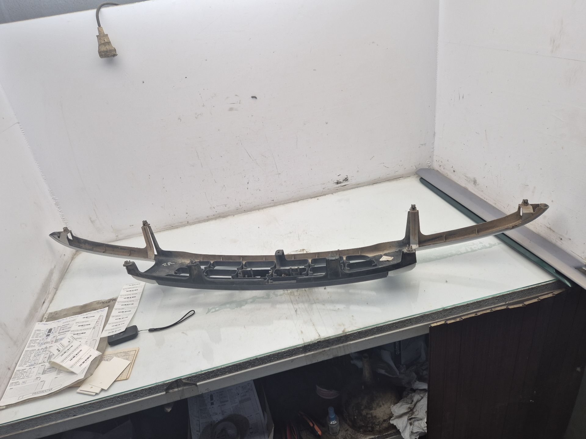 REJILLA DELANTERA OPEL FRONTERA 