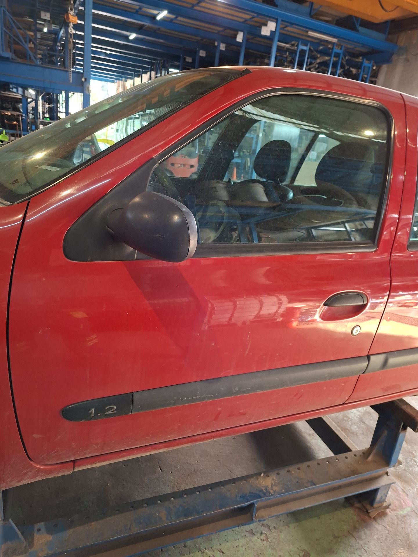 PUERTA DELANTERA IZQUIERDA RENAULT CLIO 