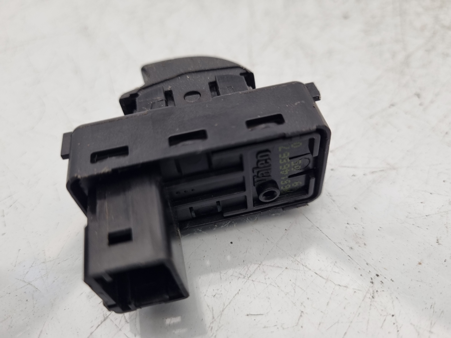 MANDO ELEVALUNAS DELANTERO DERECHO CITROEN C4 9HY